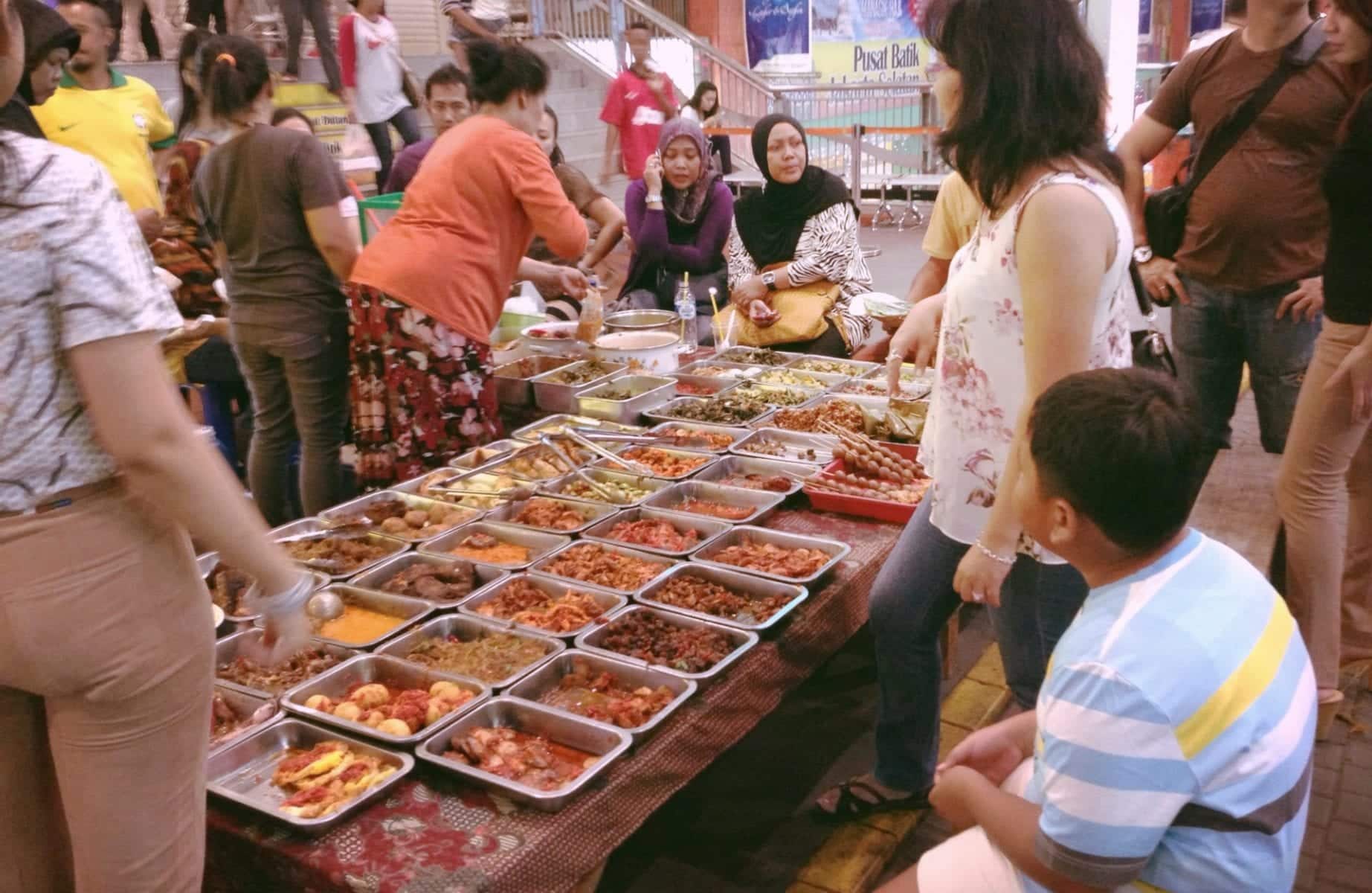 People Eating in Jakarta