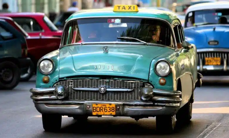 Taxi urbano en Cuba