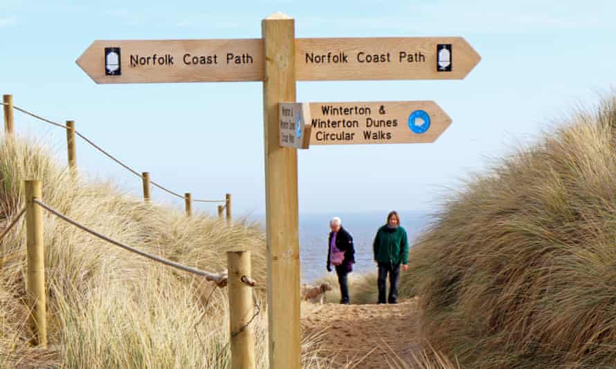 Un cartel para el camino de la costa de Norfolk