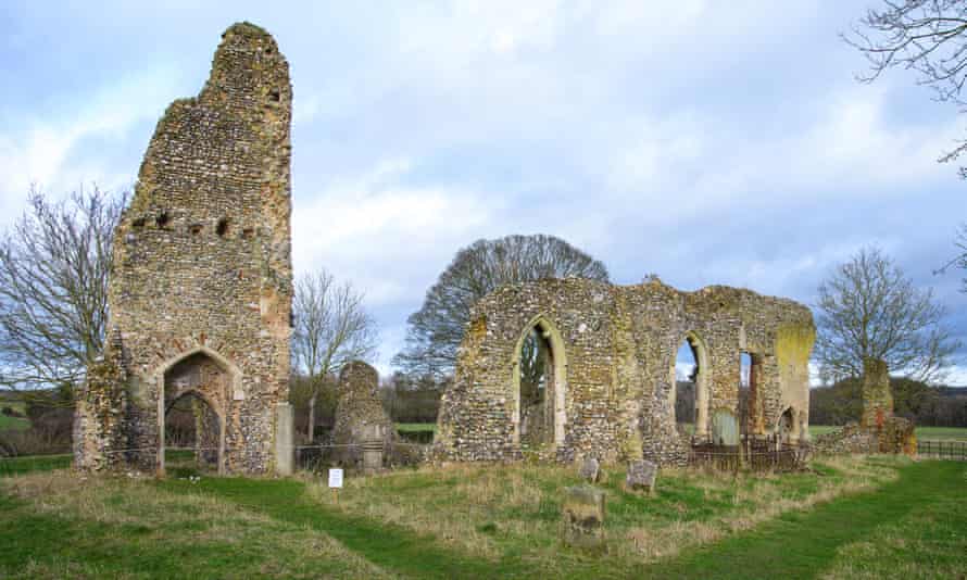 Los restos de la Iglesia St Margaret West Raynham.