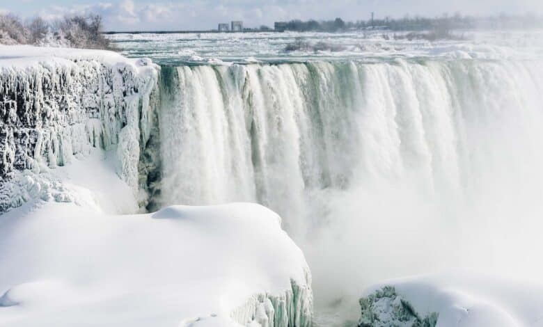Niagara Falls Frozen Winter