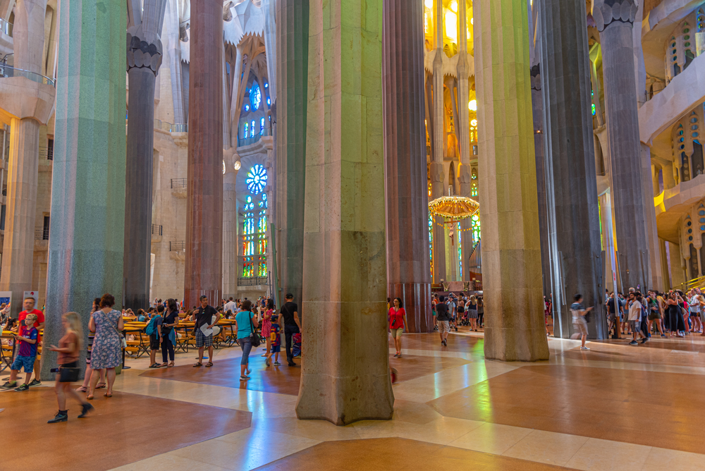Visita el interior de la Sagrada Familia de Barcelona