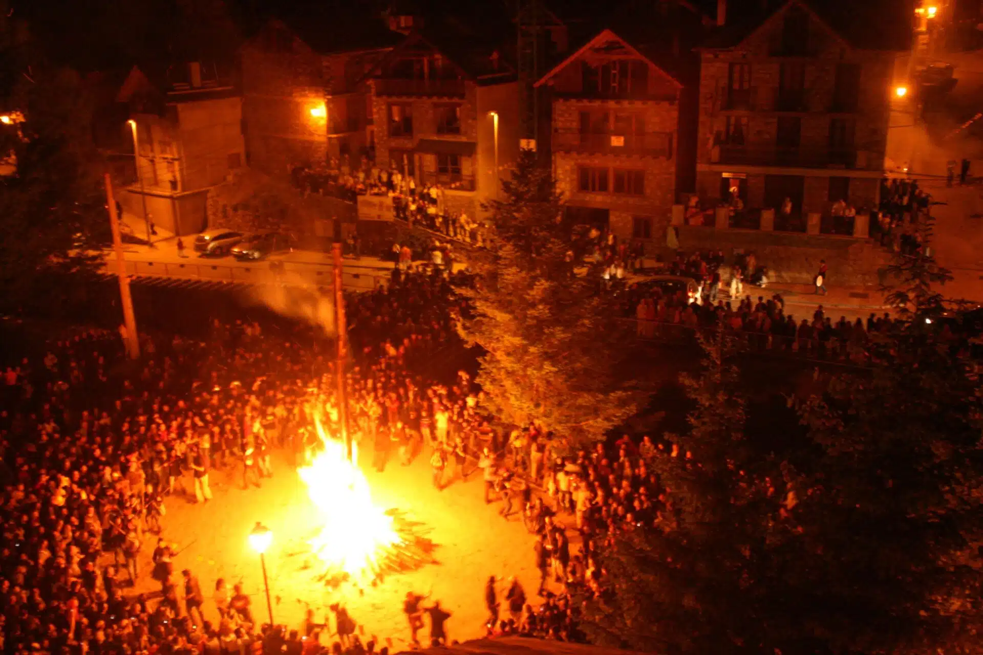 Celebrando la Nit del Foc en Barcelona