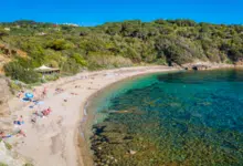 Ideas para vacaciones en familia - Playa de Barabarca cerca de Capoliveri Elba