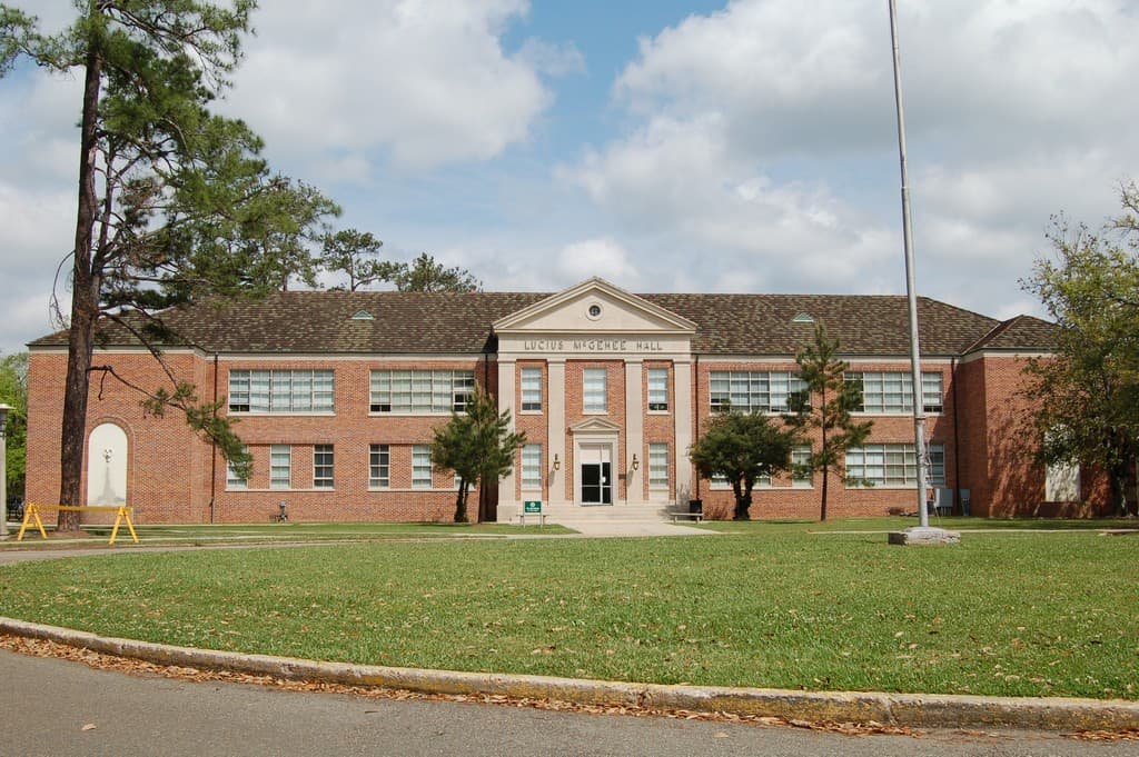 McGehee Hall, Universidad del Sudeste de Luisiana