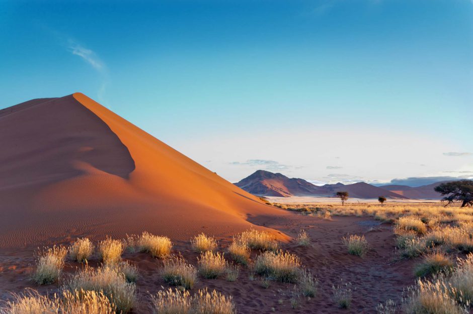 Impresionantes dunas de arena roja en Namibia