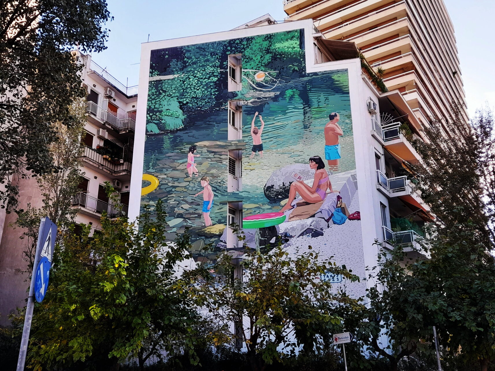 Un ejemplo de arte callejero en Atenas, Grecia