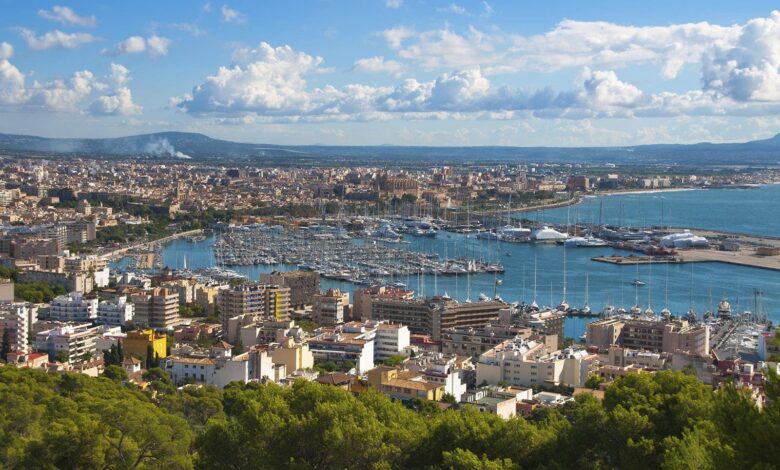 Las Islas Baleares de España piden a la UE una excepción para prohibir a los extranjeros comprar segundas residencias en Mallorca e Ibiza