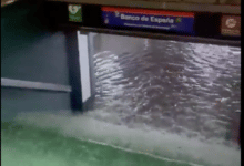 Madrid se paraliza debido a fuertes lluvias que inundan el sistema de metro, provocando atascos y paradas de trenes