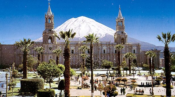 Arequipa: La Ciudad Blanca del Perú