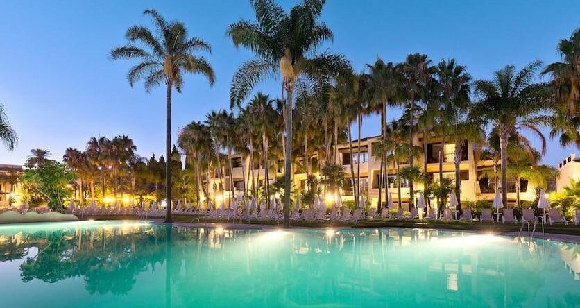 Hotel de 4 estrellas BluebBay Banús